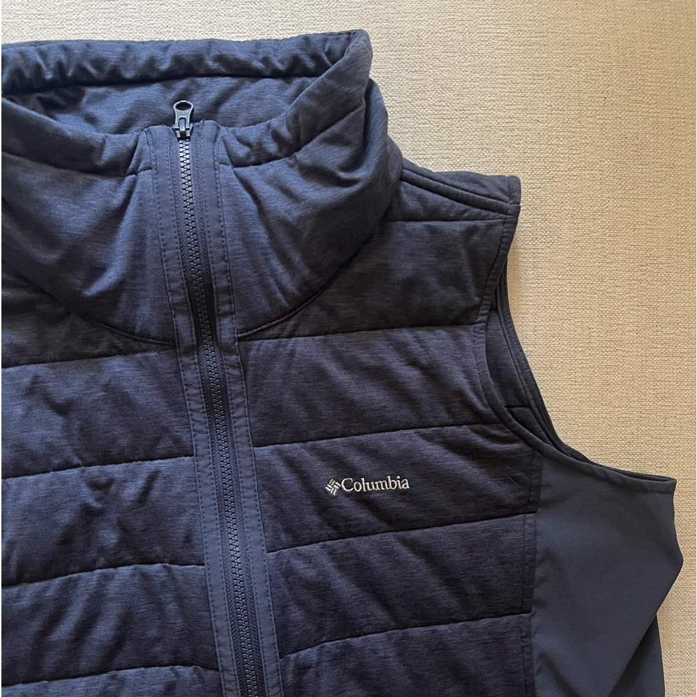 Columbia Blue Puffy Vest